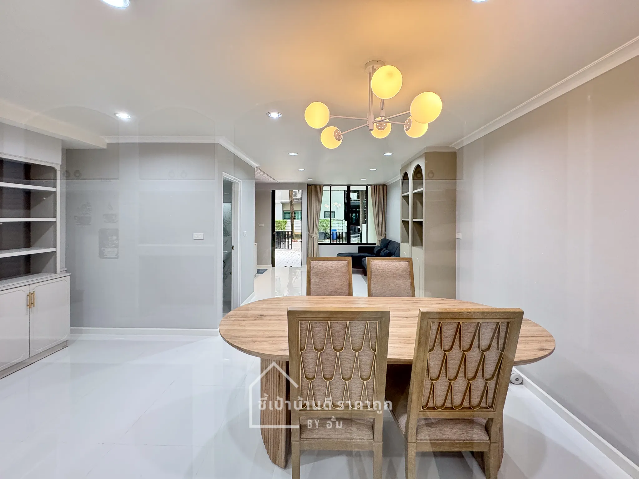 ขายทาวน์โฮม 3 ชั้น ย่านเกษตร-นวมินทร์ ตกแต่งพร้อมอยู่ หน้าบ้านไม่ชนใคร ใกล้เซเว่น