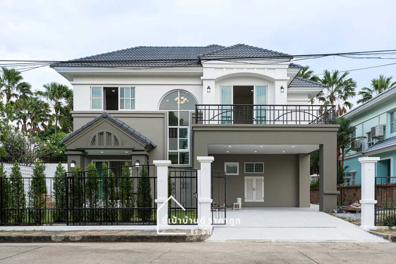 ขายบ้านเดี่ยว ตกแต่งพร้อมอยู่ ที่ดินขนาดใหญ่ ใกล้ทางด่วน